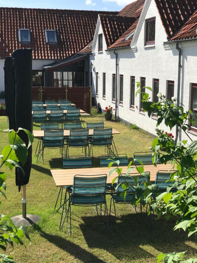 Ibsens Gaard Hotel Ебелтофт Екстериор снимка
