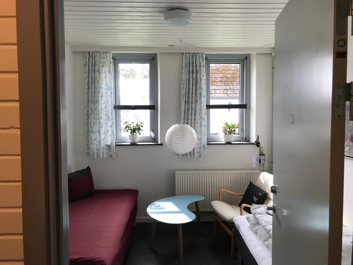 Ibsens Gaard Hotel Ебелтофт Екстериор снимка